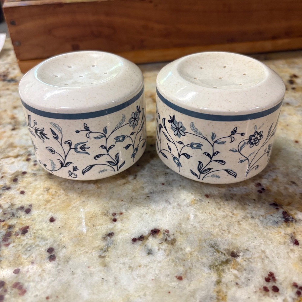 Lenox Blue Breeze Salt and Pepper Shaker Set Vintage Stoneware Floral Blue Cream